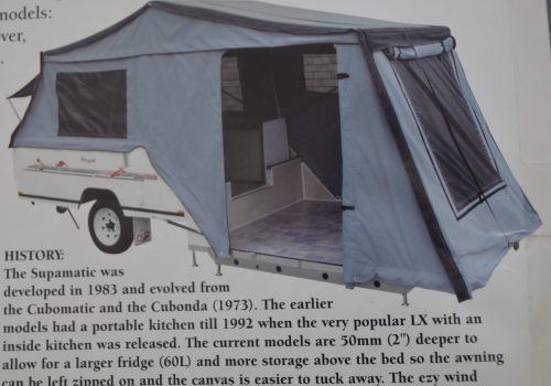 folds out quickly & easily